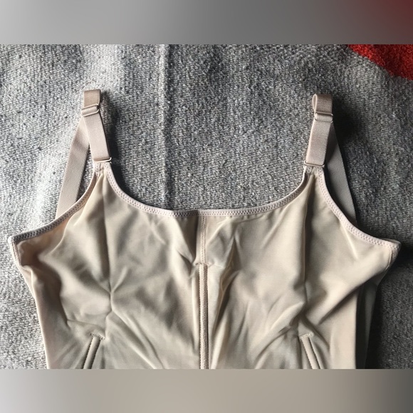 Body Shaper - Picture 6 of 10